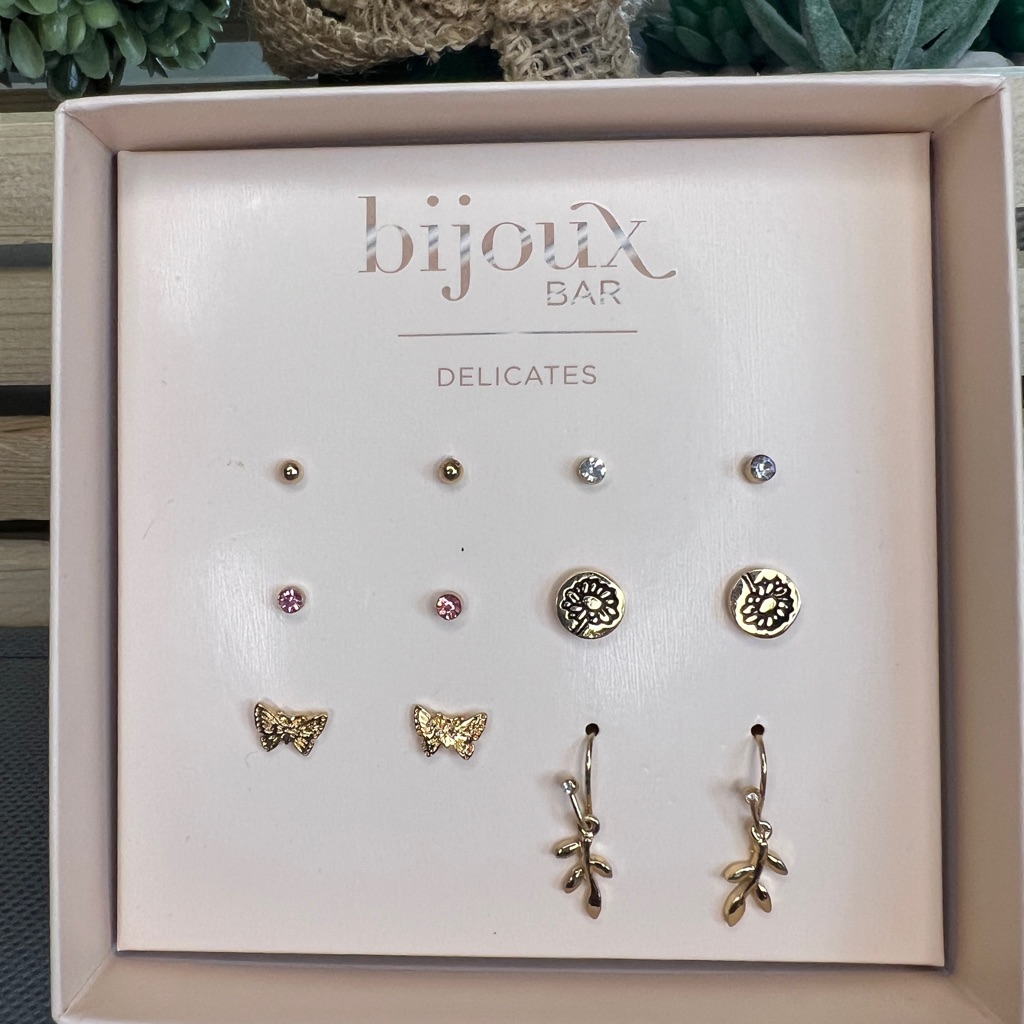 Bijoux Bar Delicate 6-Pairs Earrings Set 15$
